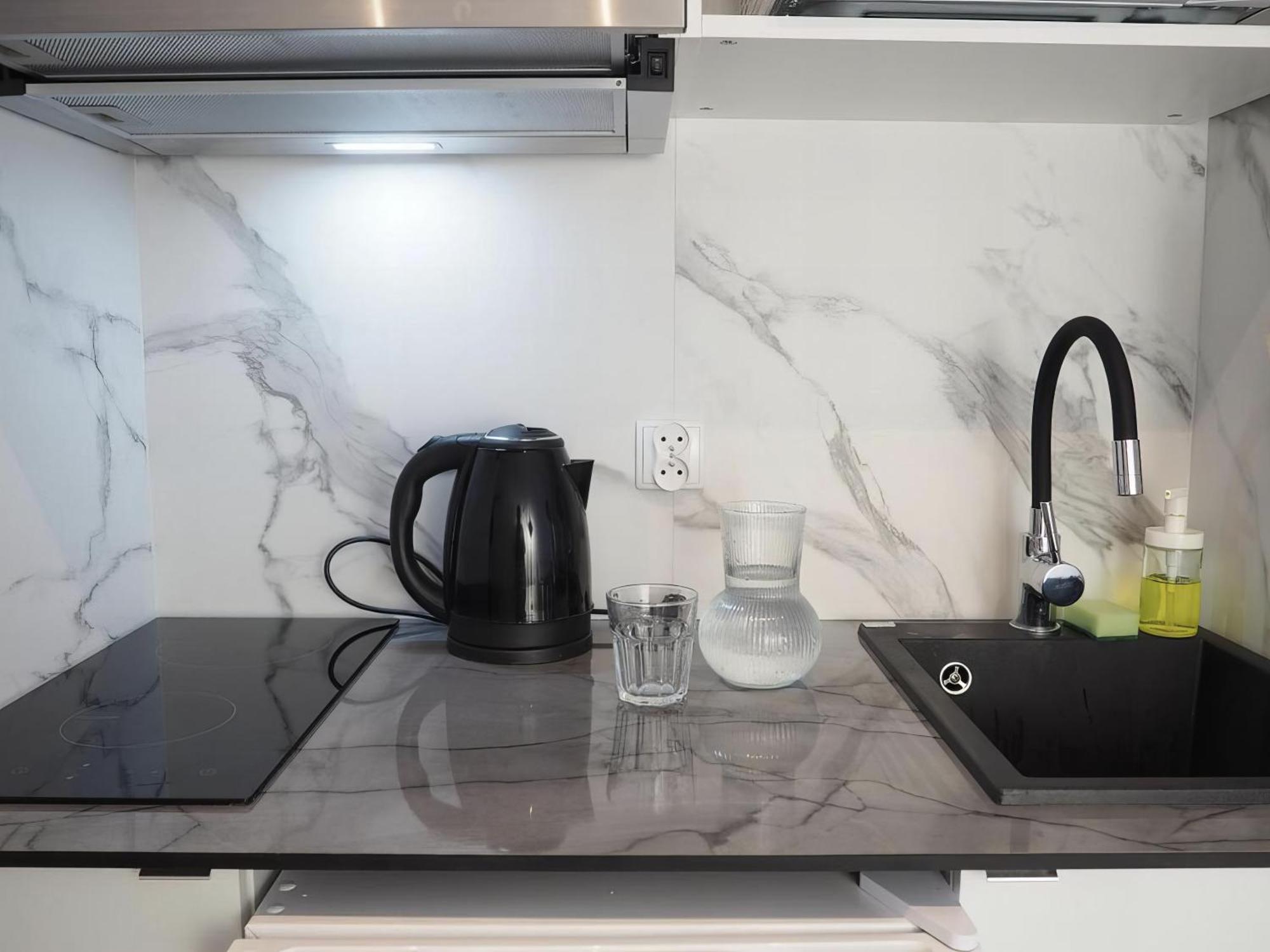 77 Wiktoryn Studio Apartment Warsaw Luaran gambar