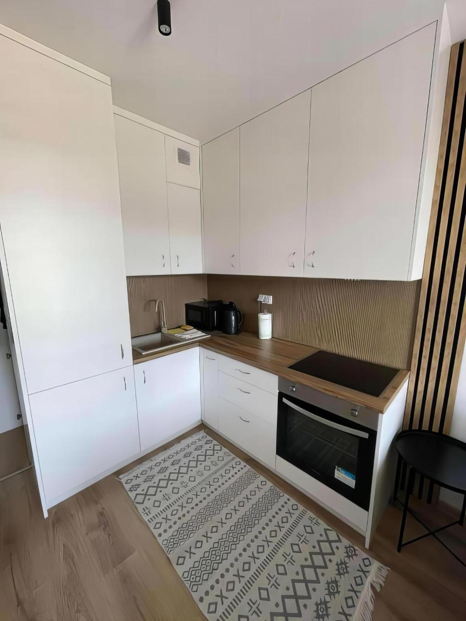 77 Wiktoryn Studio Apartment Warsaw Luaran gambar